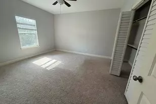 2410 Ranna Ct, Sugar Land, TX 77498 - Photo 7