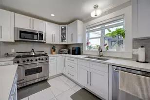 5205 Irvington Blvd, Houston, TX 77009 - Photo 9