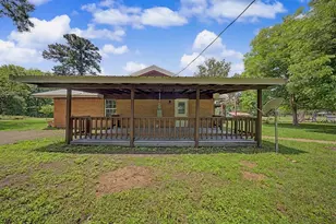 508 Miller St, Broaddus, TX 75929 - Photo 5