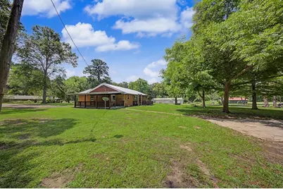 508 Miller Street, Broaddus, TX 75929 - Photo 3