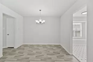 12803 Rockford Dr, Houston, TX 77048 - Photo 11