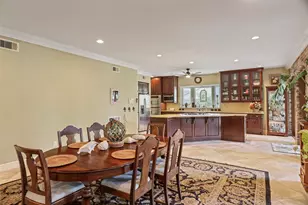 5 Harbor Ln, Kemah, TX 77565 - Photo 9