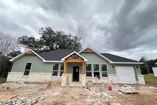 3910 Sunrise Ln, Damon, TX 77430 - Photo 1