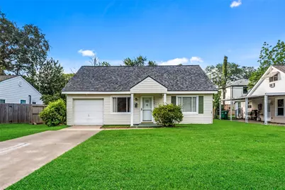 1034 Lamonte Lane, Houston, TX 77018 - Photo 1