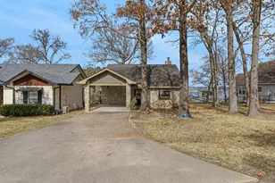 81 Harbour Point Cir, Coldspring, TX 77331 - Photo 5