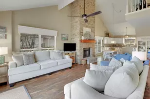 81 Harbour Point Cir, Coldspring, TX 77331 - Photo 7