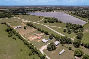 1014 N Shipp St, Madisonville, TX 77864 - Photo 49