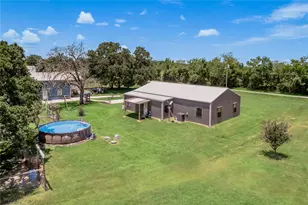 1014 N Shipp St, Madisonville, TX 77864 - Photo 3