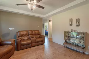 1014 N Shipp St, Madisonville, TX 77864 - Photo 9
