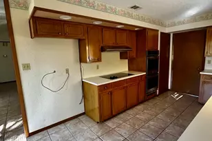 1235 Elaine Dr, Beaumont, TX 77706 - Photo 9