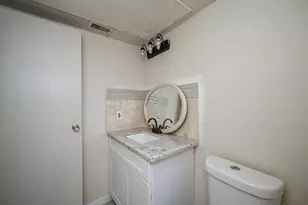 3900 Woodchase Dr, Houston, TX 77042 - Photo 19