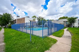 3900 Woodchase Dr, Houston, TX 77042 - Photo 31