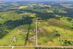 2472 Coronado Estates Dr, Bryan, TX 77808 - Photo 1