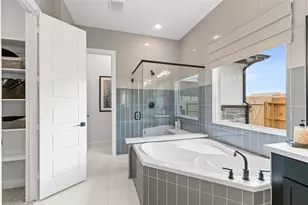 2110 Villa Flora Ln, Friendswood, TX 77546 - Photo 25