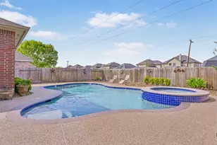 2835 Fairway Dr, Friendswood, TX 77546 - Photo 33