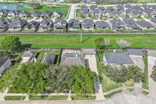 2835 Fairway Dr, Friendswood, TX 77546 - Photo 35
