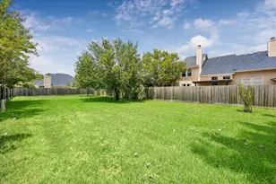 1711 Quiet Pond Dr, Sugar Land, TX 77479 - Photo 21