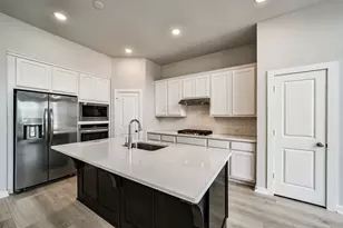16519 Texas Hill Country Rd, Cypress, TX 77433 - Photo 13