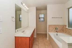 29206 Legends Beam Dr, Spring, TX 77386 - Photo 17