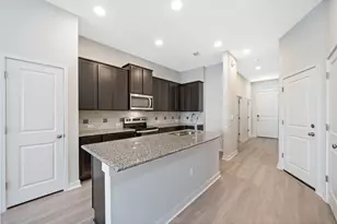 15008 Forum Ave, Austin, TX 78660 - Photo 5