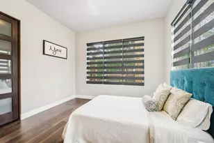 5 W Shady Ln, Houston, TX 77063 - Photo 33