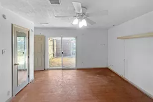 3026 Fairhope St, Houston, TX 77025 - Photo 11