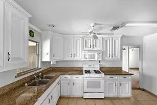 3026 Fairhope St, Houston, TX 77025 - Photo 5