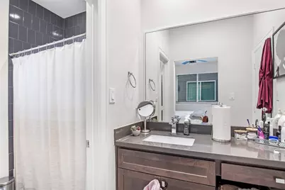 325 Eado Park Circle, Houston, TX 77020 - Photo 9