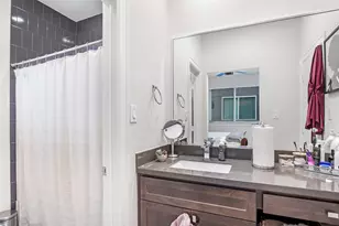 325 Eado Park Cir, Houston, TX 77020 - Photo 9