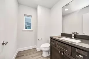 325 Eado Park Cir, Houston, TX 77020 - Photo 9