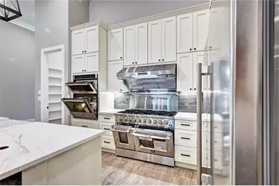 26127 E Crown Crossing Drive, Montgomery, TX 77316 - Photo 9