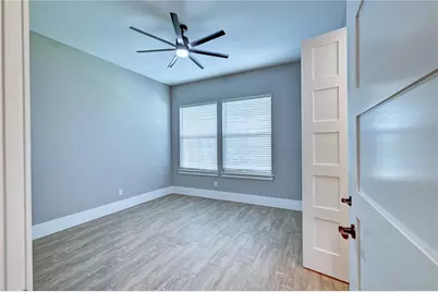 26127 E Crown Crossing Drive, Montgomery, TX 77316 - Photo 35