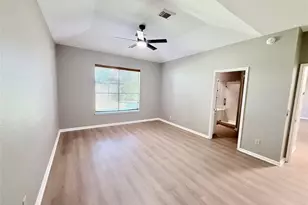 2915 Veva Dr, Pearland, TX 77584 - Photo 13
