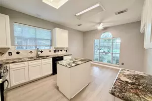 2915 Veva Dr, Pearland, TX 77584 - Photo 7