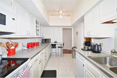 2425 Underwood Street #346, Houston, TX 77030 - Photo 17