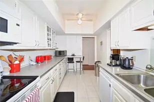 2425 Underwood St, Houston, TX 77030 - Photo 17