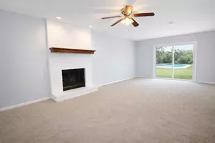 1310 S Caney Trail Dr, Wharton, TX 77488 - Photo 3