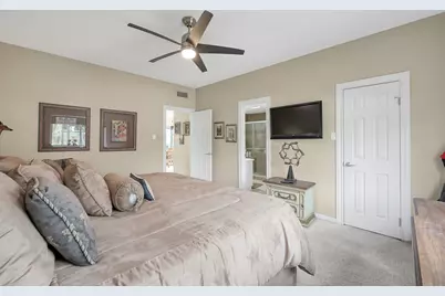 63 April Point Drive S, Conroe, TX 77356 - Photo 13