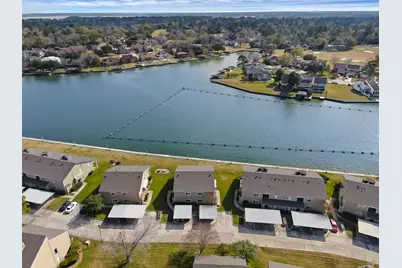 63 April Point Drive S, Conroe, TX 77356 - Photo 3