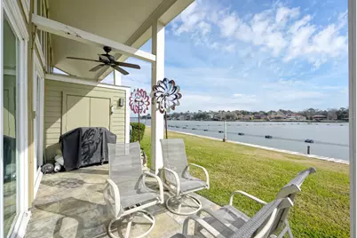 63 April Point Drive S, Conroe, TX 77356 - Photo 25