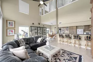 63 April Point Dr S, Conroe, TX 77356 - Photo 9