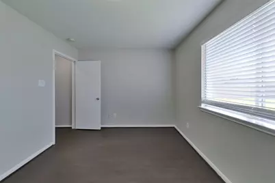 12230 Scarlet River Drive, Houston, TX 77044 - Photo 9
