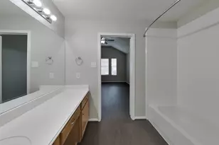 12230 Scarlet River Dr, Houston, TX 77044 - Photo 7