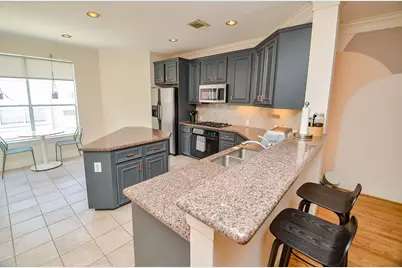 208 Bremond Street, Houston, TX 77006 - Photo 17