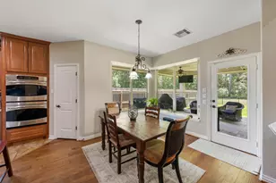 140 Brendan Woods Ln, Conroe, TX 77384 - Photo 13