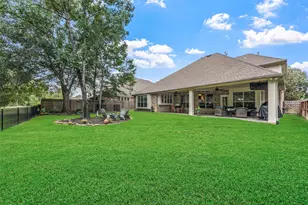 140 Brendan Woods Ln, Conroe, TX 77384 - Photo 3