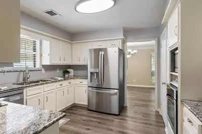 13714 Chelwood Place, Houston, TX 77069 - Photo 9