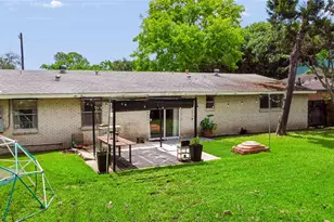 11930 Ashcroft Dr, Houston, TX 77035 - Photo 39