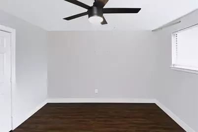 11930 Ashcroft Drive, Houston, TX 77035 - Photo 23