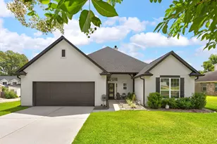 3618 Emerson Dr, Montgomery, TX 77356 - Photo 3